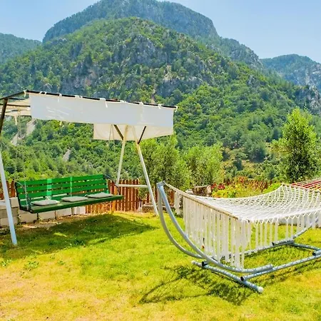 Valley Deniz, Dag Manzarali Muestakil Vilă *
